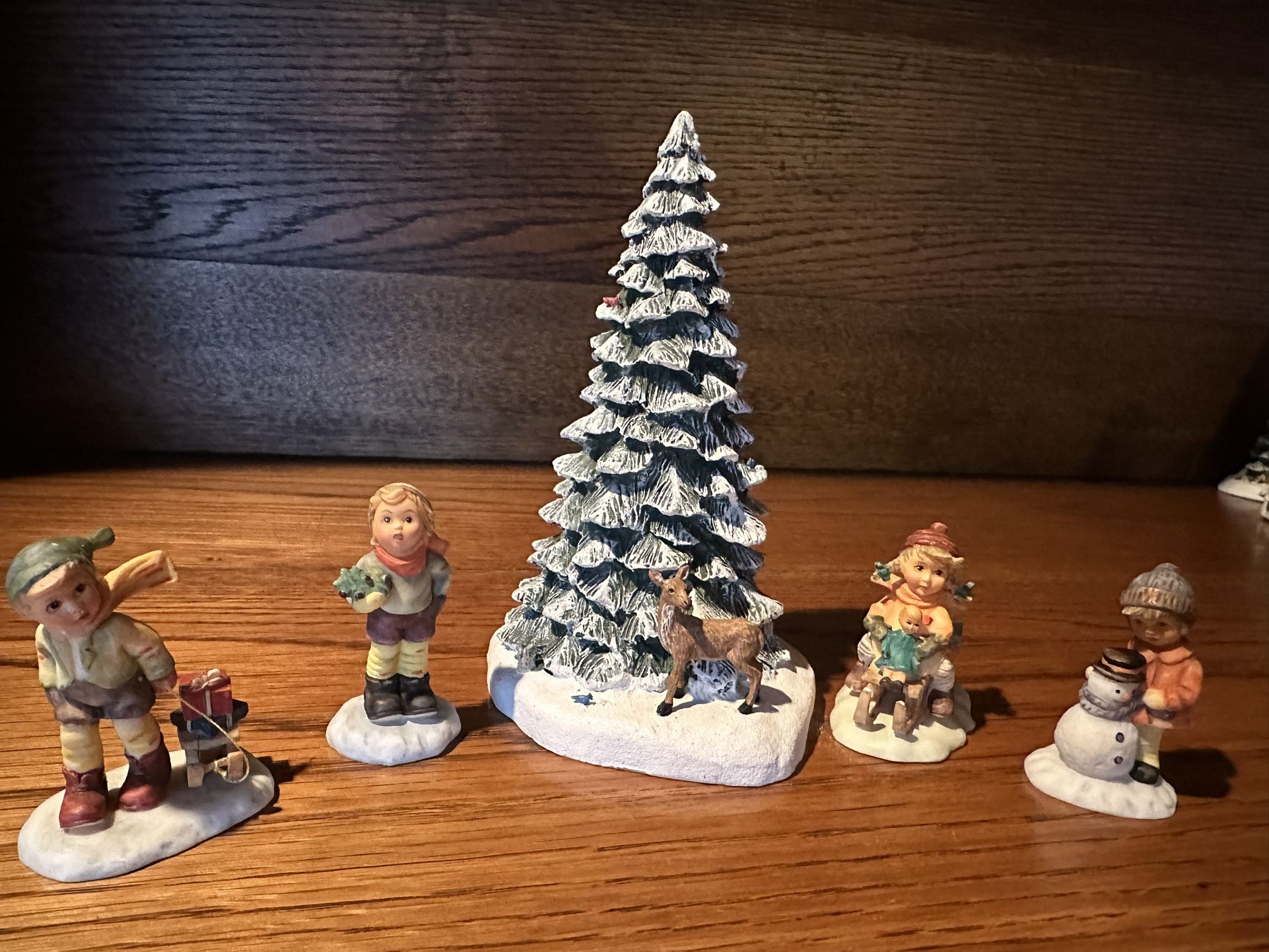 Christmas Berta Hummel Hawthorne Village Grouping