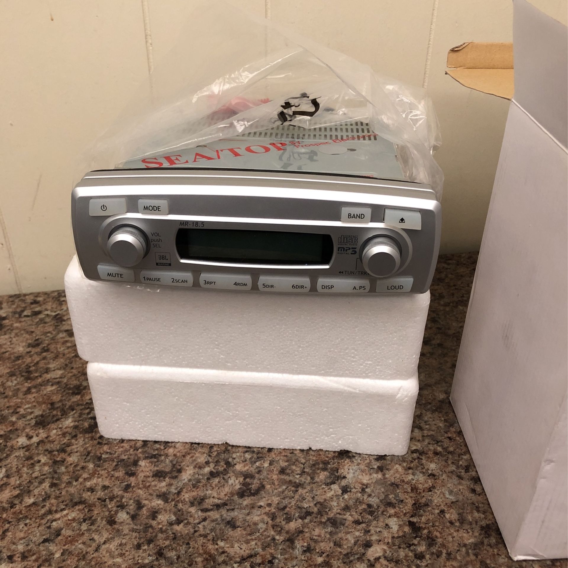 JBL MR 18.5 AM/FM/CD Waterproof Stereo for Sale in Lake Worth, FL OfferUp