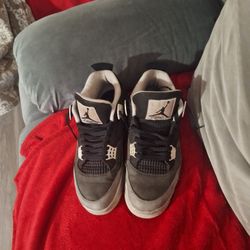 Jordan 4 Fear