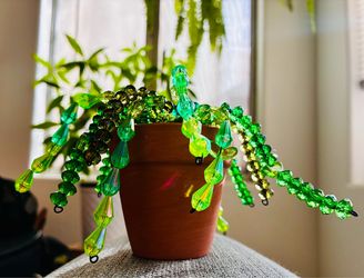 Beaded plant 4x5 inch