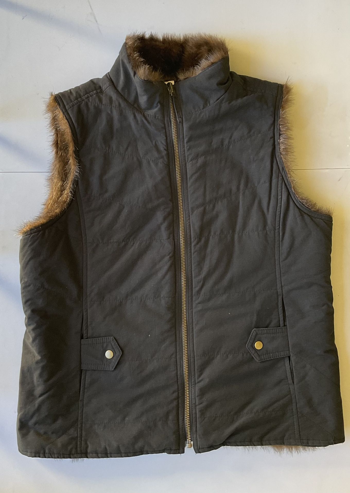 Women’s Charter Club Vest Size S $10
