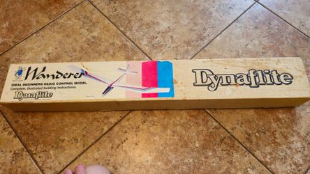 Vintage Dynaflite Wanderer RC Glider Model Airplane Kit