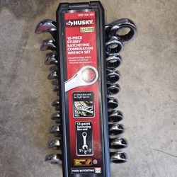 stubby ratcheting wrench