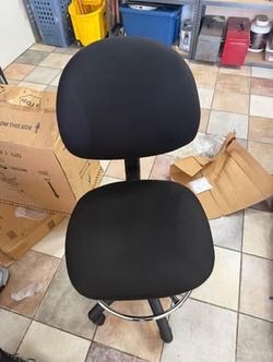 Boss Office Products B1615-BK Ergonomic Works Drafting Chair Without Arms in Black, Mid-Back