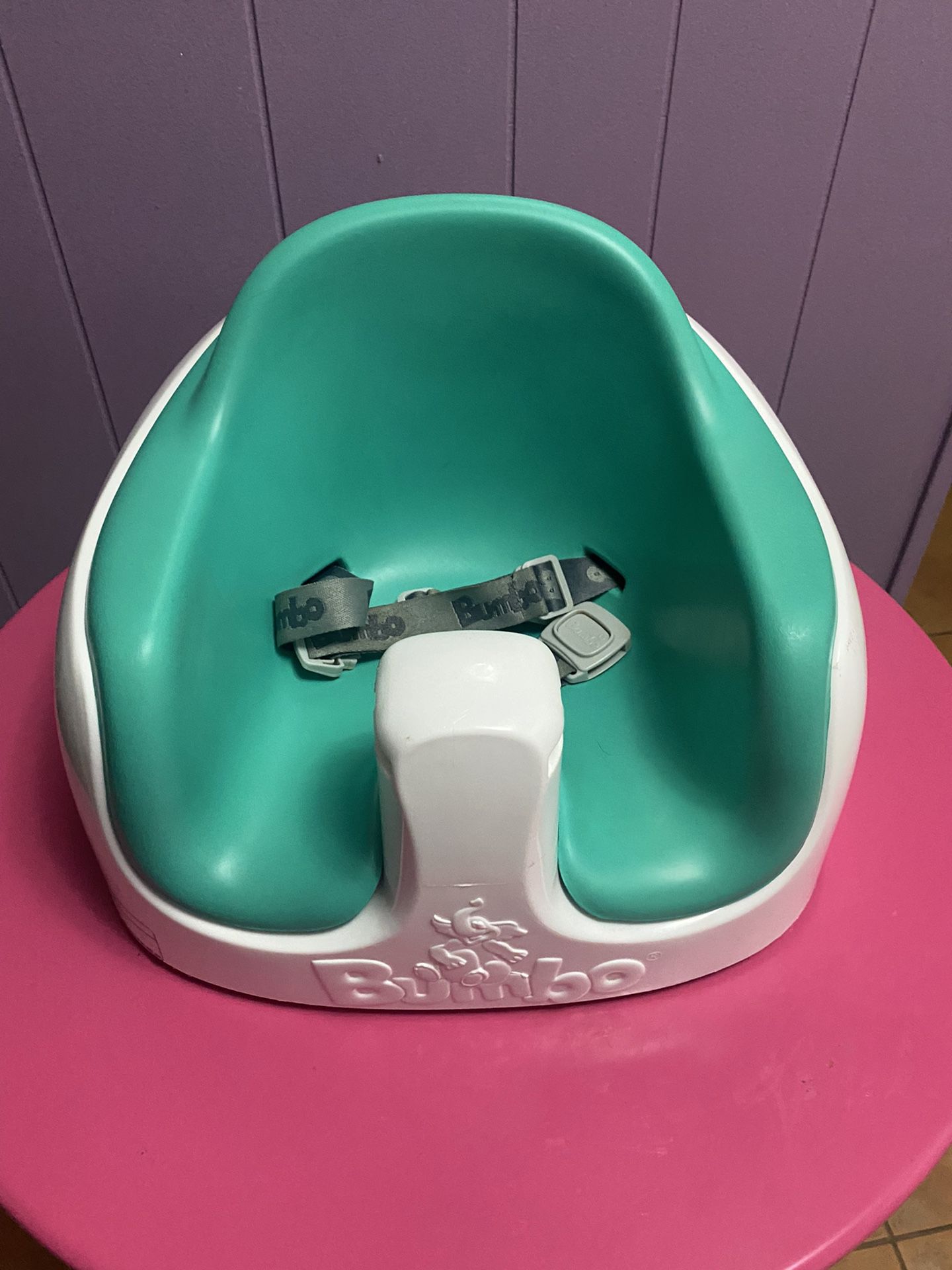 Bumbo Seat With Tray 