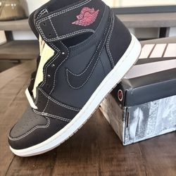 Size 10.5M Jordan 1 Retro High OG Flight Club