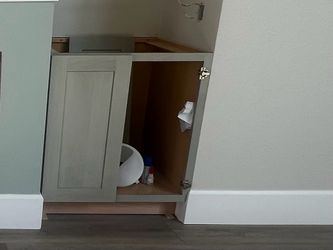 2 base cabinets