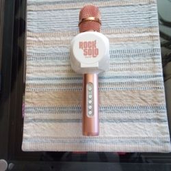 Microphone 