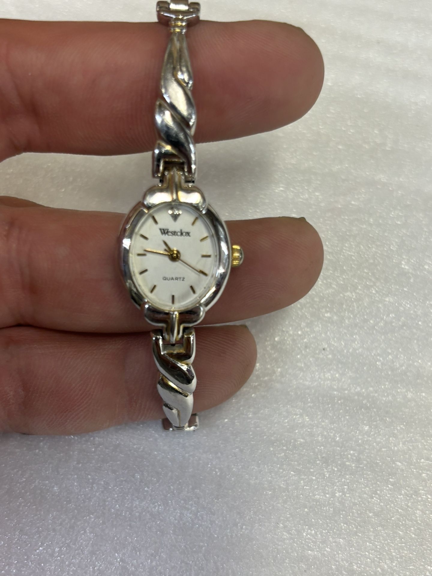 Westclox Diamond LTX183 Women’s Watch! New Battery! 