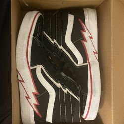 Sk8-Hi Vans