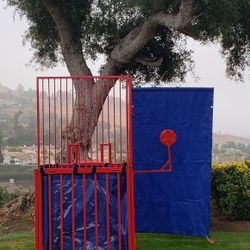 Dunk Tank Fun For The Sun