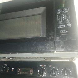 Hotpoint Microwave $35