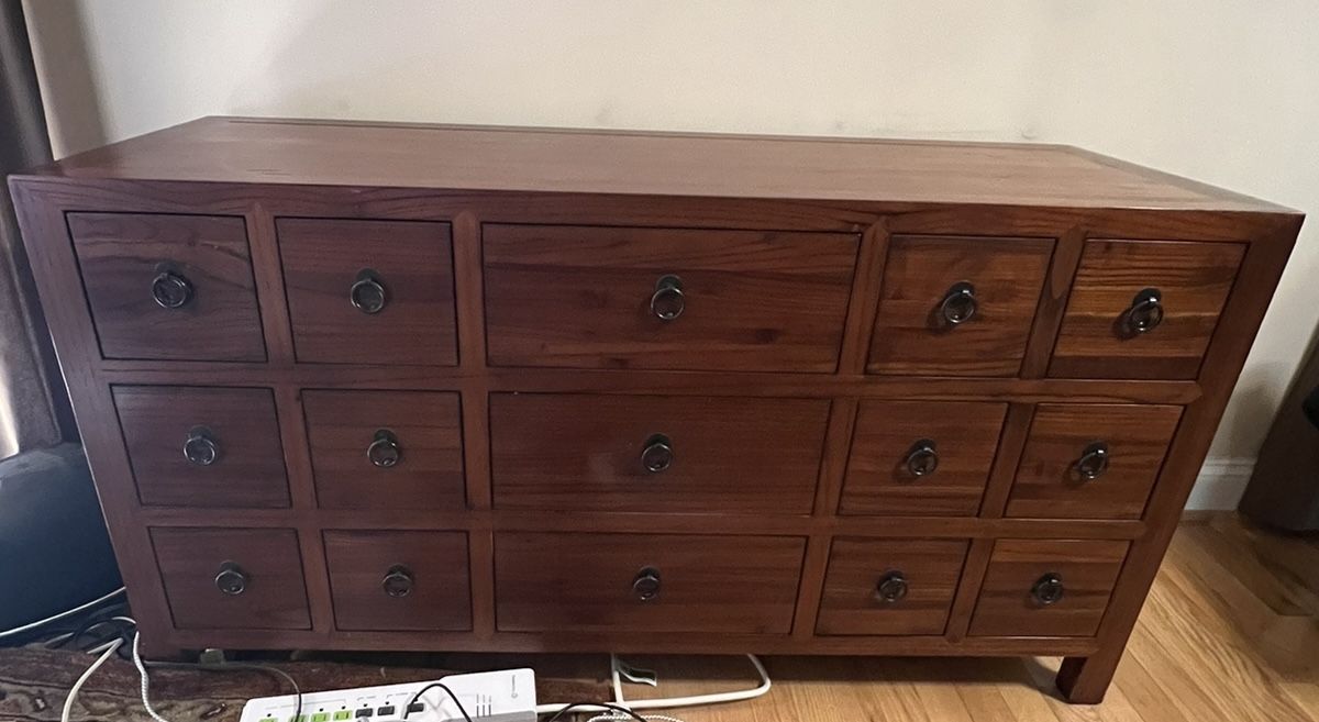 Beautiful Solid Wood Chest Of Drawers