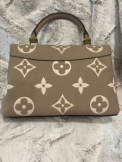Authentic LOUIS VUITTON Madeleine Purse Women Purse for Sale in West  Hollywood, CA - OfferUp