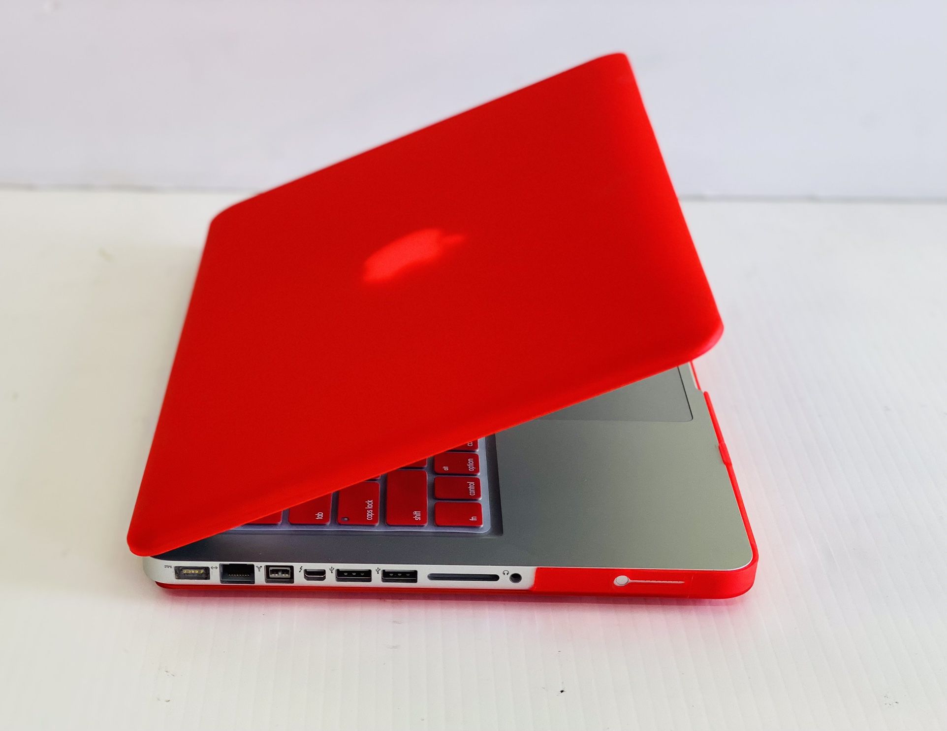 🔥MACBOOK PRO ON SALE TODAY 🔥