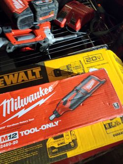 Firm Price 🛑 M12 12V Lithium-Ion Cordless Rotary Tool (Tool-Only) like new. Precio firme 🛑