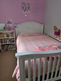 Evolur Belmar Full Size Bed And Double Dresser