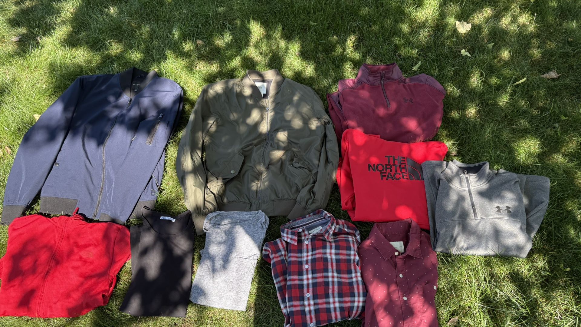 Men’s button downs, hoodies, shirts. Brands are north face, under armor, banana Republic, H&M, Zara,  Size Small