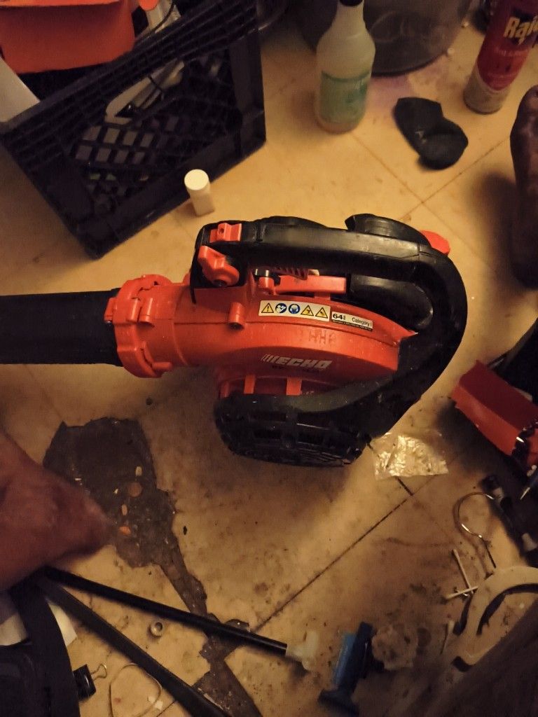 Gas Powered Leaf Blower