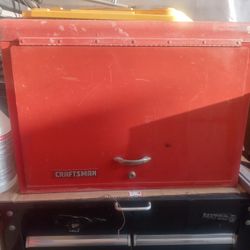 Craftsman Tool Box 12 Drawers Plus Top Storage. 19"H 26"W 16"D. Has Key. Some Miner Over Spray Paint On Some Areas. Overall Good Condition.
