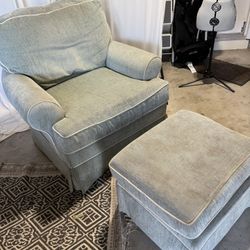 Light Mint Chair With Gliding Foot Rest