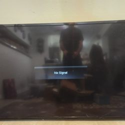 Mint! Vizio 70 Inch TV - Works Perfectly!