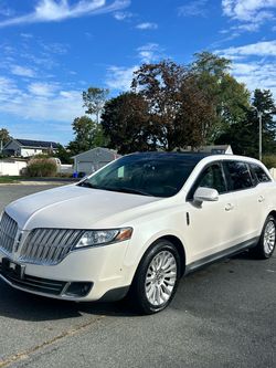 2012 Lincoln MKT