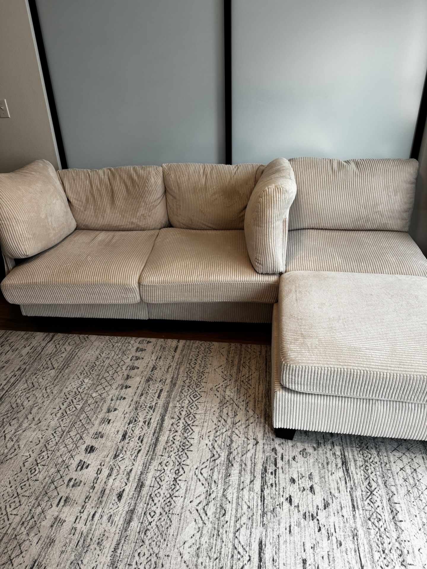Modular Couch (60x34) or (90x34)