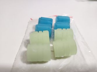 8pcs Universal Fluorescent Luminous Tire Valve Stem Covers Car Tire Valve Cap