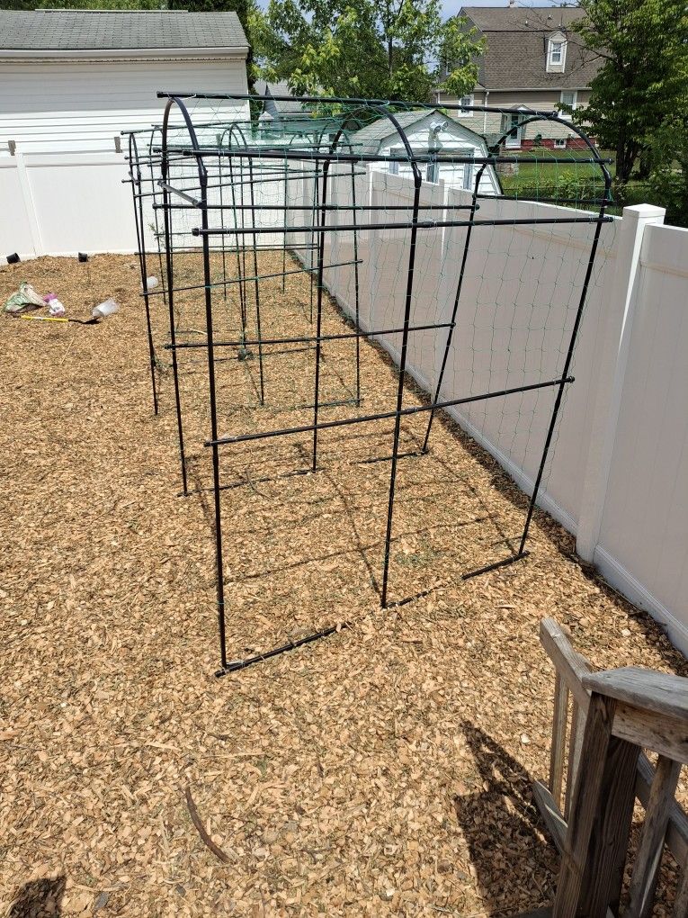 Brand new Gardeners Supply Extra Tall Arch Arbor Trellis