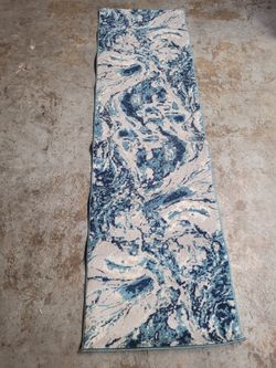 Long  Carpet  