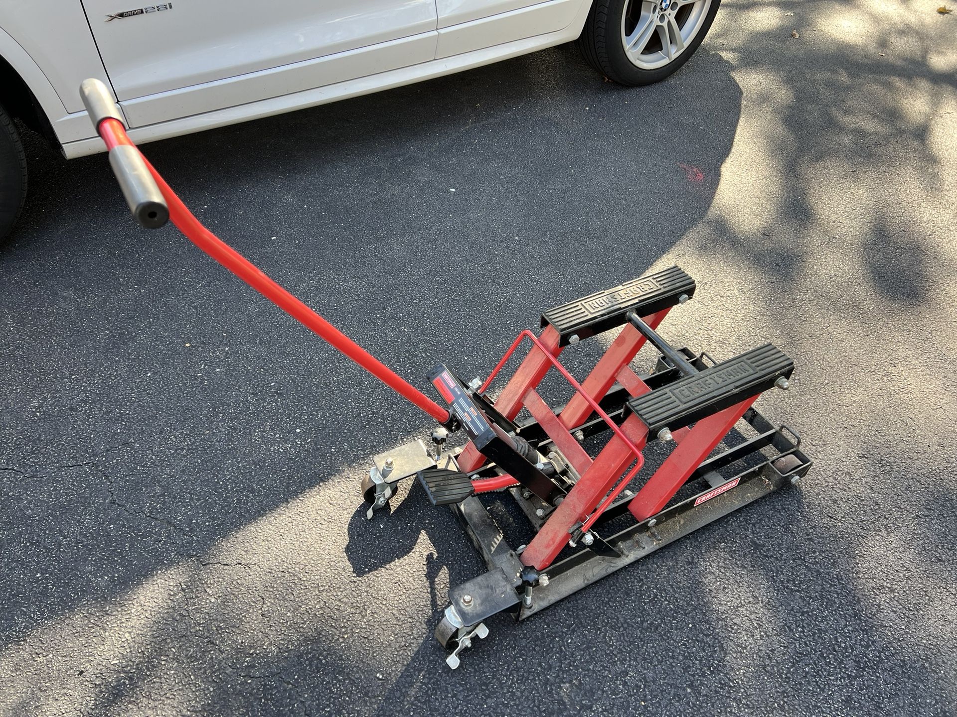 ATV/Motorcycle Lift Jack CRAFTSMAN 950190 for Sale in Greenlawn, NY