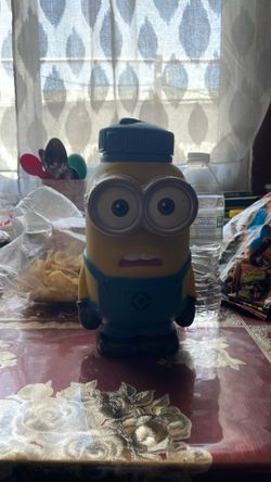 Minion Drinking cup (From universal studios)