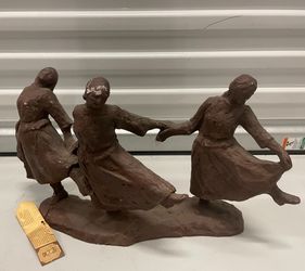 Austin Productions 1973 Three Dancing Women Sculpture Vintage Folk Dancers