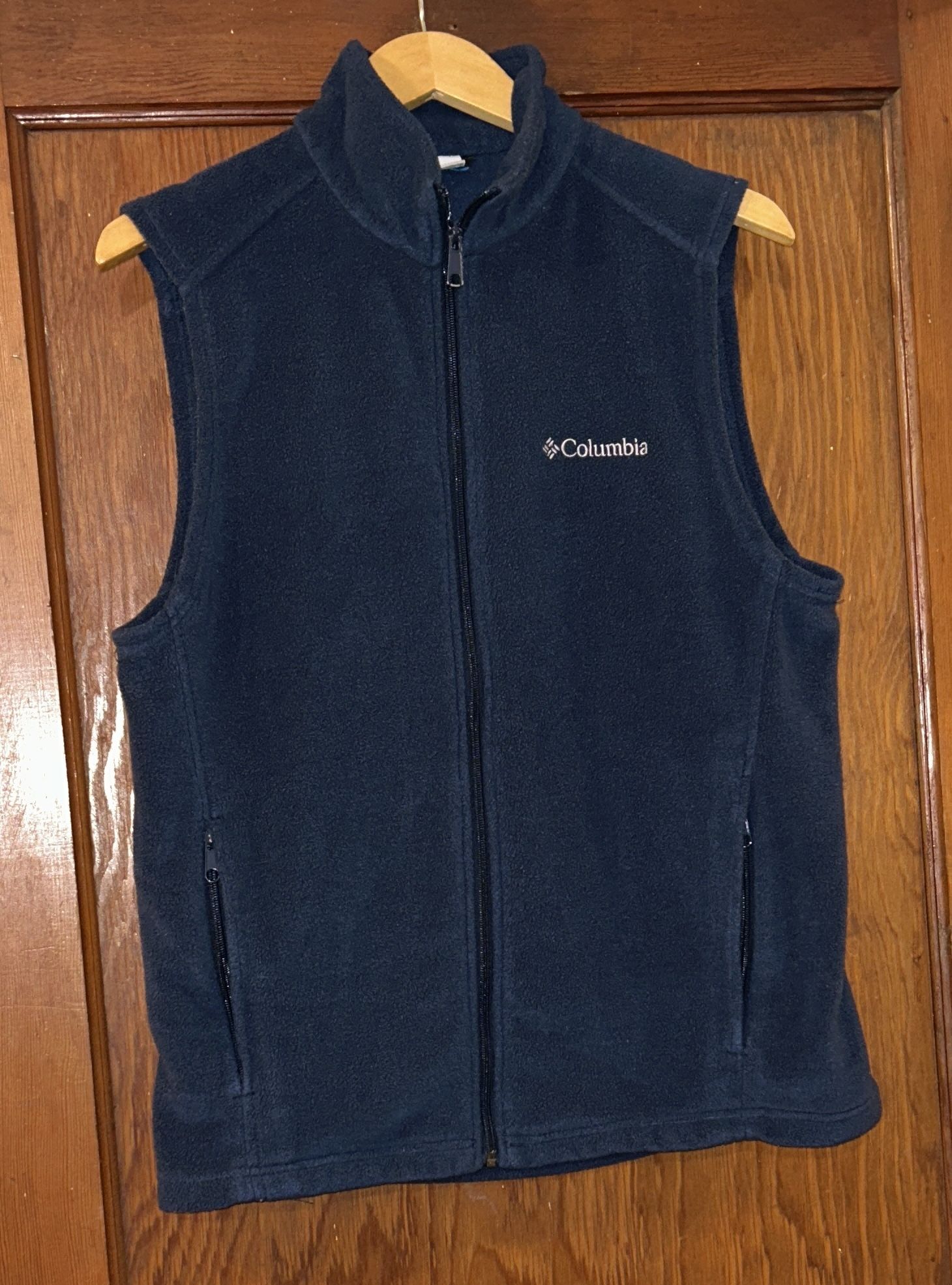 Columbia: Dark Blue Sleeveless Fleece Vest, Pockets, Size: Medium