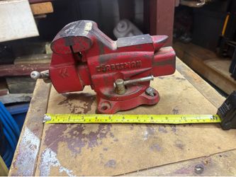 Older craftsman vise