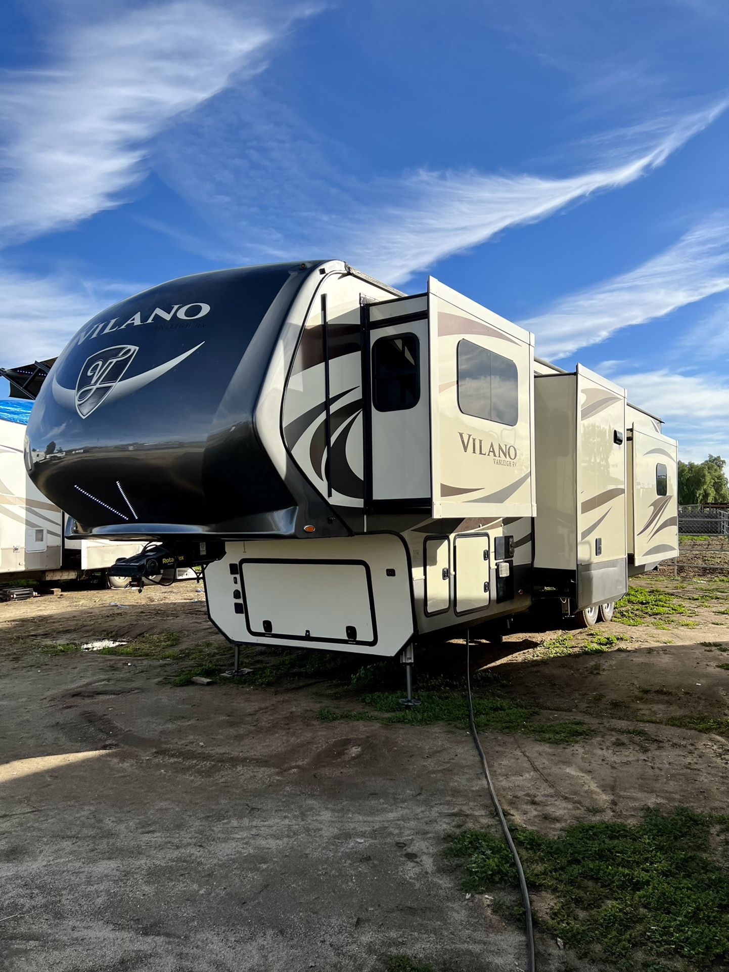 2018 VANLEIGH VILANO 375FL