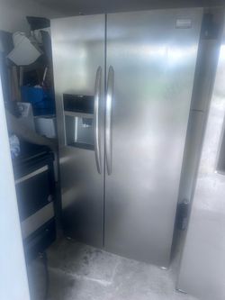 Stainless steel refrigerator