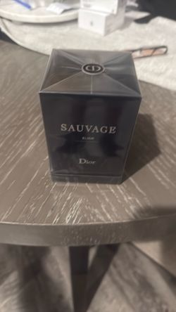 Dior  SAUVAGE  ELIXIR