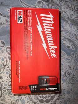 Milwaukee battery And Charger Kit