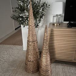 Prelit  Cone Tree Set