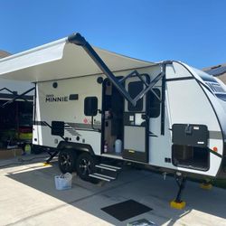 2021 Winnebago 2108tb