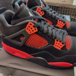 Air Jordan 4s crimson  Size 11 