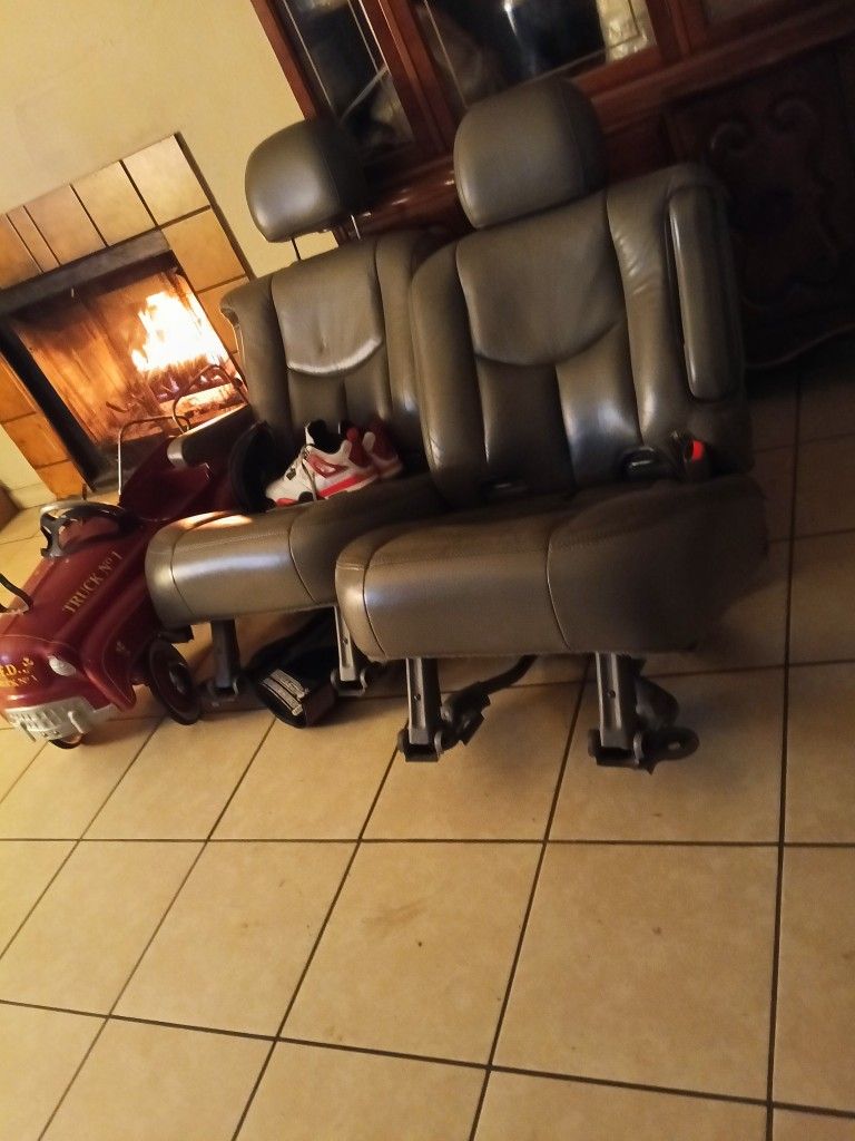 Captain Chairs 2 Row,GMC,Chevy