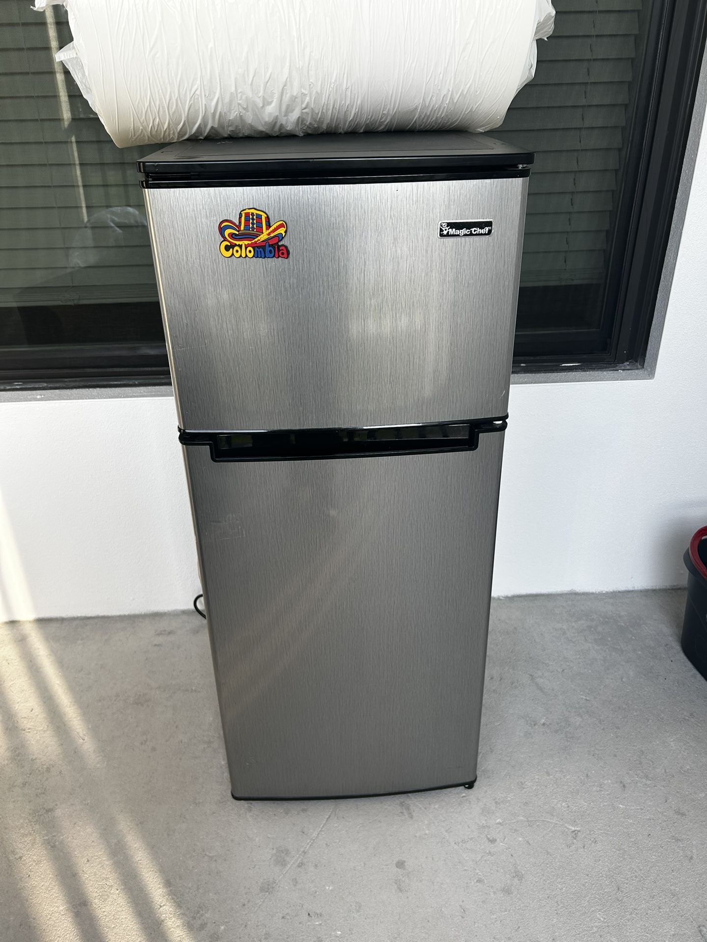 Mini Fridge