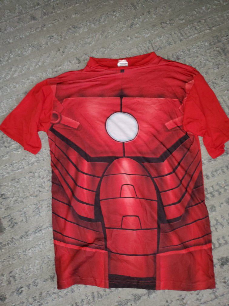 T-shirt. Avengers