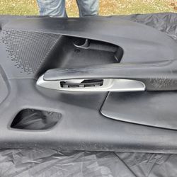 2011 - 2020 Dodge Journey Driver Door Panel