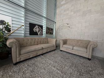 Chesterfield couch set- free delivery