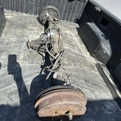 2003. Toyota Tacoma.  Differencial. Parts