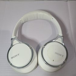 Sony MDR-10R Noise Canceling Headphone Over Ear